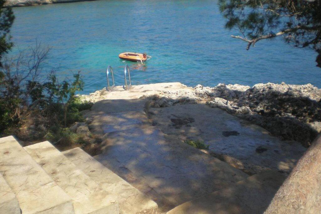 Sea Frontline Apartment 'Ernesto'. Pool. Wifi Santanyí Exterior foto
