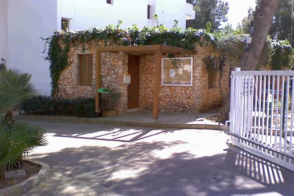 Sea Frontline Apartment 'Ernesto'. Pool. Wifi Santanyí Exterior foto
